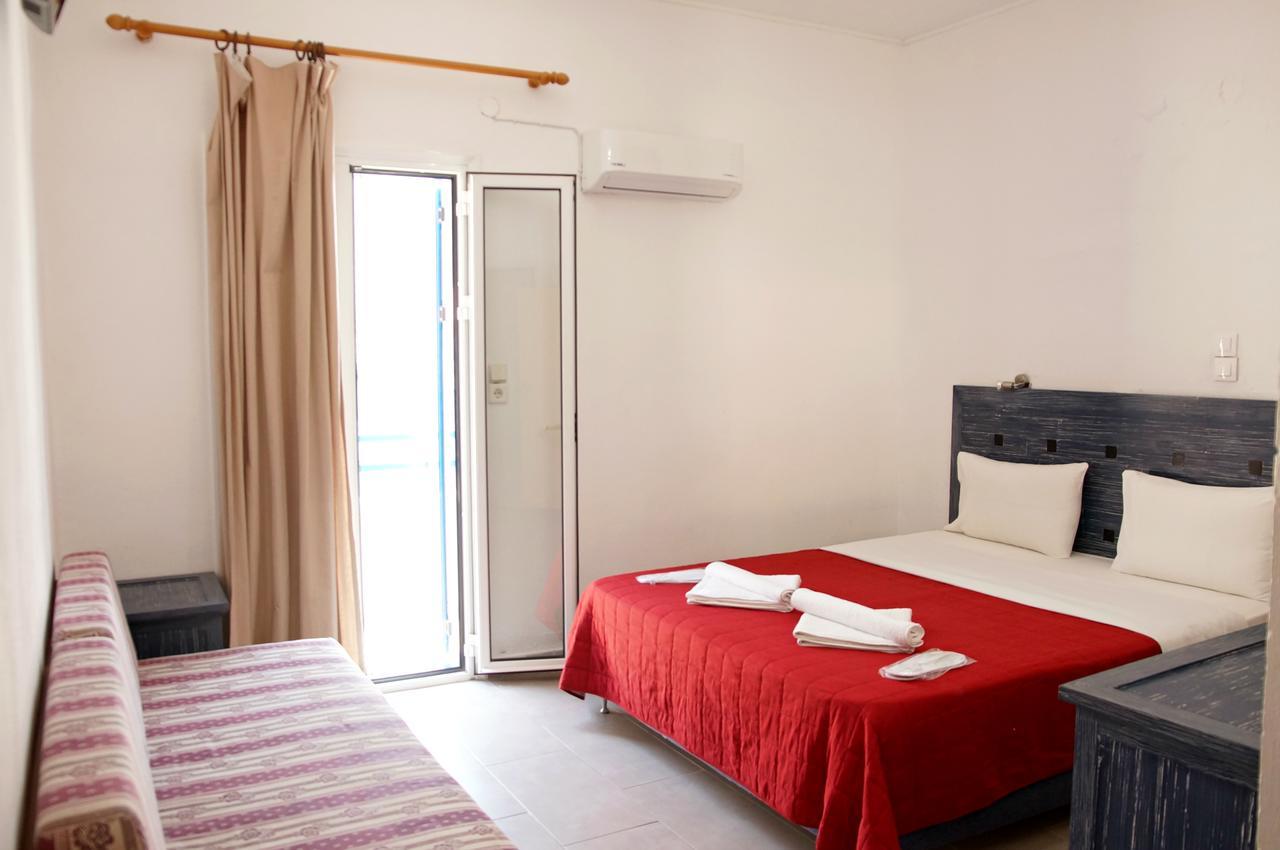 Madares Hotel Loutro Exterior photo