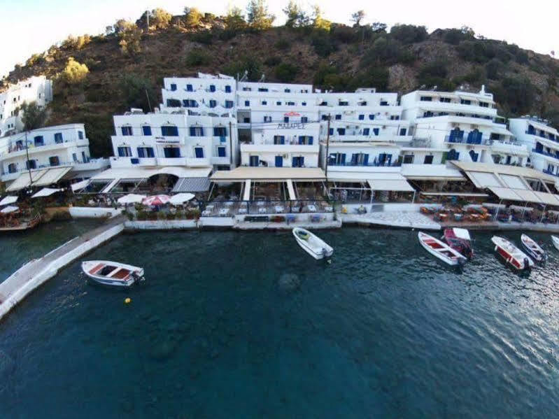 Madares Hotel Loutro Exterior photo